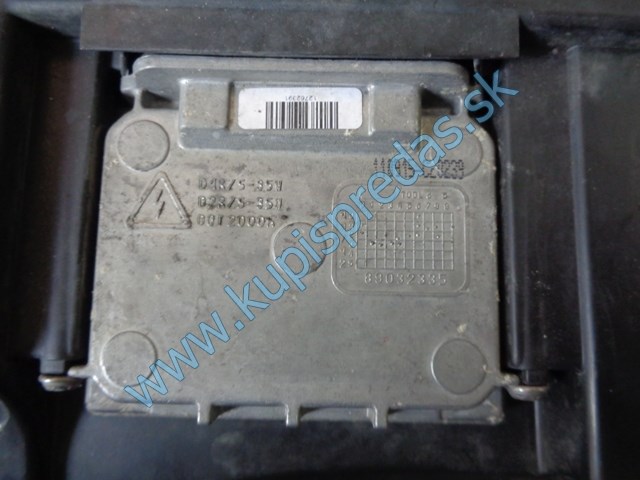 ľavý predný xenon kompletný na renault scénic III, 89902930
